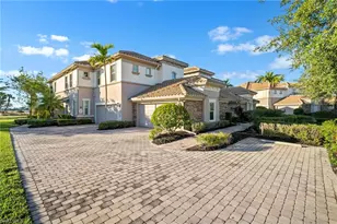 9064 Siesta Bay Dr, Naples, FL 34120 - Photo 3