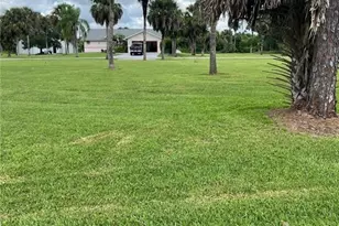 2875 18th Ave SE, Naples, FL 34117 - Photo 5