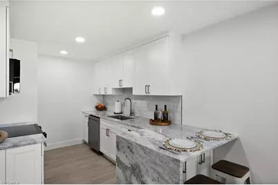 342 Harbour Dr #342, Naples, FL 34103 - Photo 5