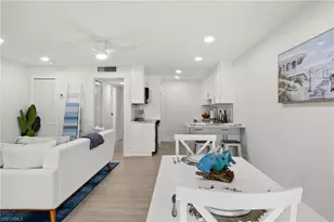 342 Harbour Dr, Naples, FL 34103 - Photo 7