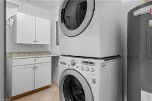 10060 Lake Cove Dr, Fort Myers, FL 33908 - Photo 17