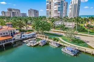 4255 Gulf Shore Blvd N, Naples, FL 34103 - Photo 27