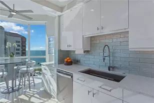 4255 Gulf Shore Blvd N, Naples, FL 34103 - Photo 7