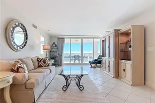 6849 Grenadier Blvd, Naples, FL 34108 - Photo 17