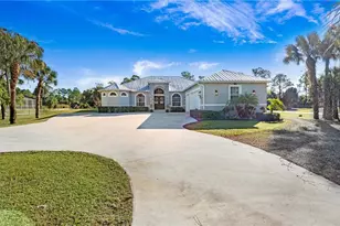 770 17th St SW, Naples, FL 34117 - Photo 45