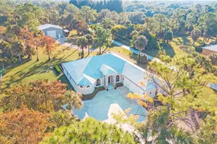 770 17th St SW, Naples, FL 34117 - Photo 3