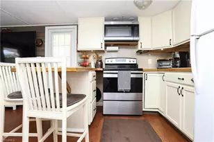 893 Manatee Rd, Naples, FL 34114 - Photo 11