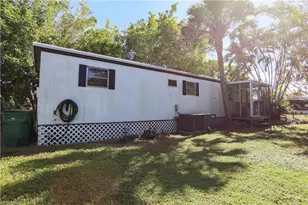 893 Manatee Rd, Naples, FL 34114 - Photo 15