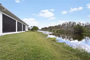 18355 Fairmont Dr, Naples, FL 34114 - Photo 29