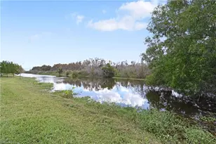 18355 Fairmont Dr, Naples, FL 34114 - Photo 27