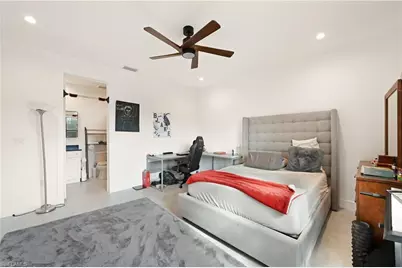 18355 Fairmont Dr, Naples, FL 34114 - Photo 11