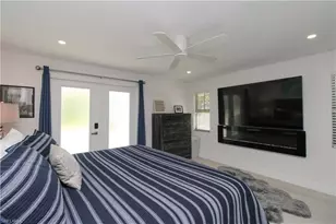 1555 Crayton Rd, Naples, FL 34102 - Photo 21