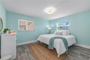 1549 Sandpiper St, Naples, FL 34102 - Photo 9