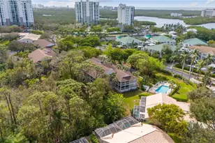 622 Wiggins Bay Dr, Naples, FL 34110 - Photo 29