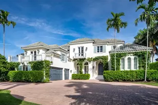 997 Spyglass Ln, Naples, FL 34102 - Photo 1