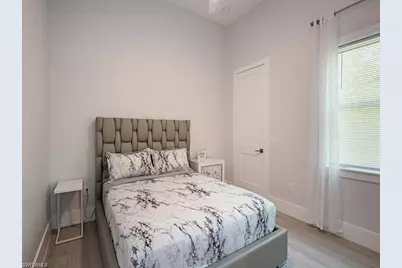 710 Soll St, Naples, FL 34109 - Photo 9