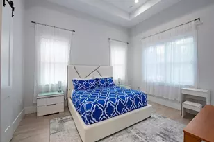 710 Soll St, Naples, FL 34109 - Photo 11