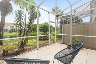 941 Hampton Cir, Naples, FL 34105 - Photo 9