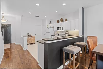 941 Hampton Cir #109, Naples, FL 34105 - Photo 1