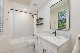 2825 Leeward Ln, Naples, FL 34103 - Photo 29