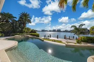 2825 Leeward Ln, Naples, FL 34103 - Photo 7