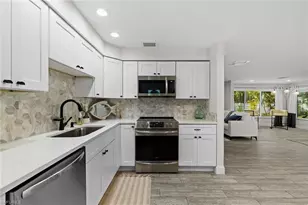 19 Knights Bridge Rd, Naples, FL 34112 - Photo 7