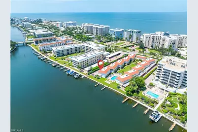 3070 Gulf Shore Blvd N #201, Naples, FL 34103 - Photo 15