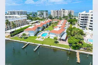 3070 Gulf Shore Blvd N #201, Naples, FL 34103 - Photo 13