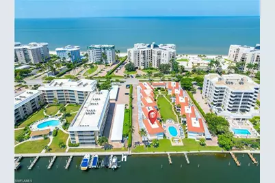 3070 Gulf Shore Blvd N #201, Naples, FL 34103 - Photo 5