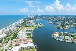 3070 Gulf Shore Blvd N, Naples, FL 34103 - Photo 7