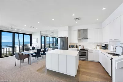 2211 Gulf Shore Blvd N #C4, Naples, FL 34102 - Photo 7