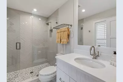 2448 Harbor Rd, Naples, FL 34104 - Photo 17