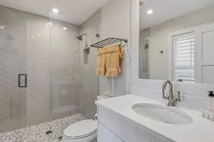 2448 Harbor Rd, Naples, FL 34104 - Photo 17