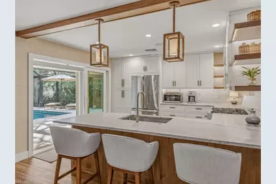 2448 Harbor Rd, Naples, FL 34104 - Photo 7