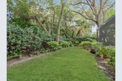 2448 Harbor Rd, Naples, FL 34104 - Photo 33