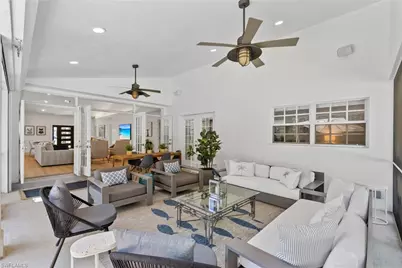 339 4th Ave N, Naples, FL 34102 - Photo 21