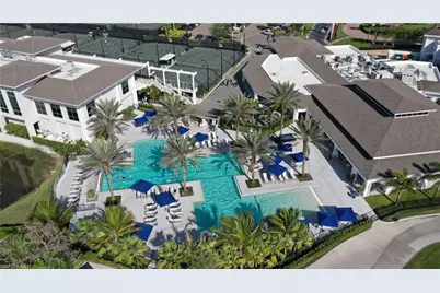 4 Stonehedge Pt, Naples, FL 34105 - Photo 31