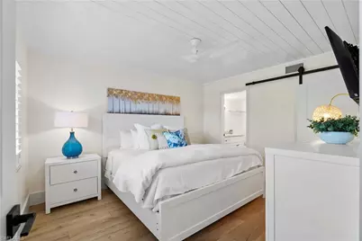 676 Broad Ave S #J676, Naples, FL 34102 - Photo 13