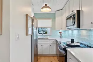 676 Broad Ave S, Naples, FL 34102 - Photo 5