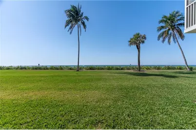 10691 Gulf Shore Dr #400, Naples, FL 34108 - Photo 43