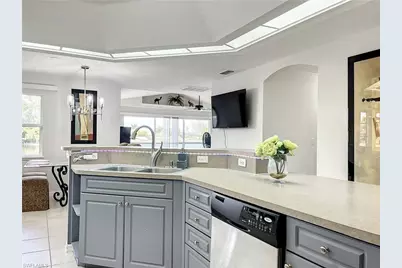 501 SW 28th Ter, Cape Coral, FL 33914 - Photo 13