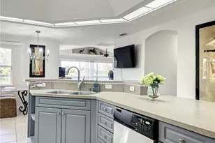 501 SW 28th Terrace, Cape Coral, FL 33914 - Photo 13