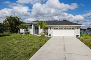 501 SW 28th Terrace, Cape Coral, FL 33914 - Photo 3
