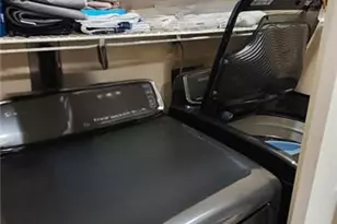 1051 Foxfire Ln, Naples, FL 34104 - Photo 17