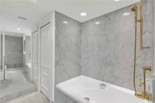 271 Broad Ave S, Naples, FL 34102 - Photo 9