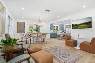 6260 Waxmyrtle Way, Naples, FL 34109 - Photo 9