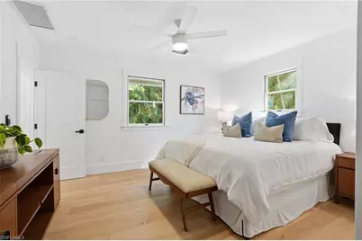 6260 Waxmyrtle Way, Naples, FL 34109 - Photo 21