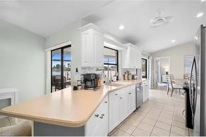 4530 W Coral Cir, Fort Myers, FL 33903 - Photo 13