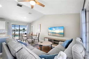 4530 W Coral Cir, Fort Myers, FL 33903 - Photo 7