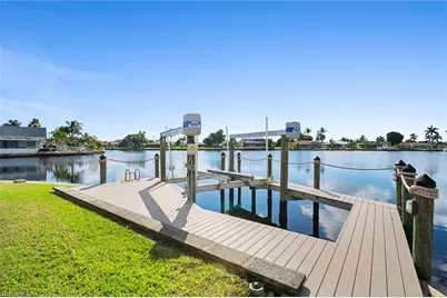 4530 W Coral Cir, Fort Myers, FL 33903 - Photo 35